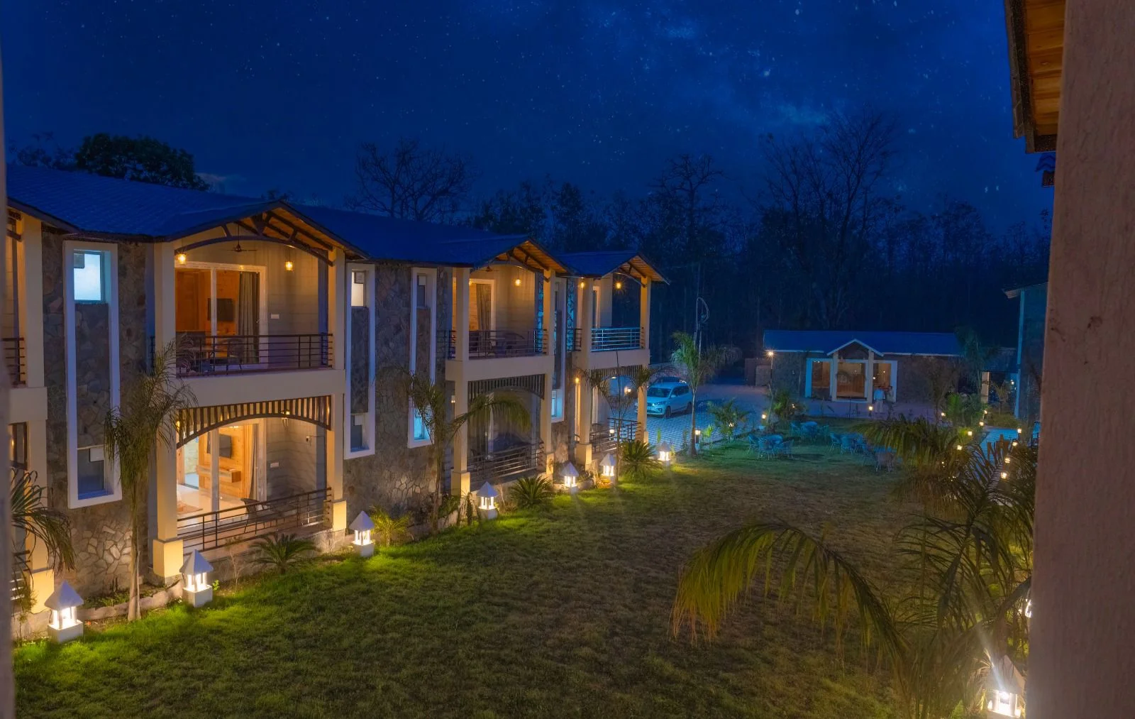 What are the Top Resorts in Ramnagar, Uttarakhand to Experience a Serene Getaway?