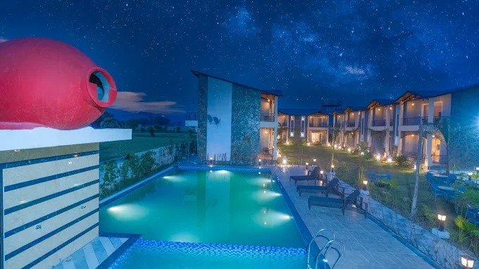 Best luxury resort in Jim Corbett